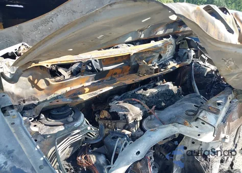 2011 Toyota Matrix S z USA, uszkodzony, nr VIN 2T1LE4EE5BC020182